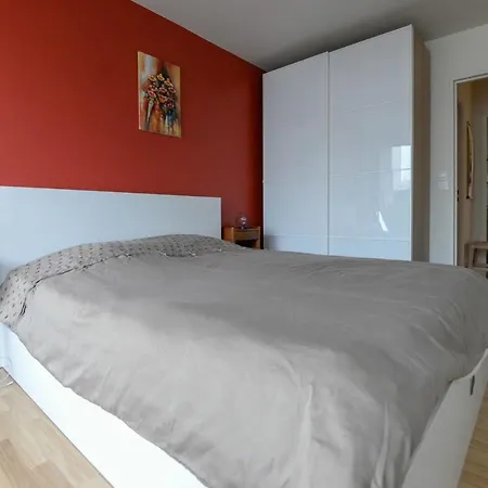Superb Apt With Balcony And View On Paris