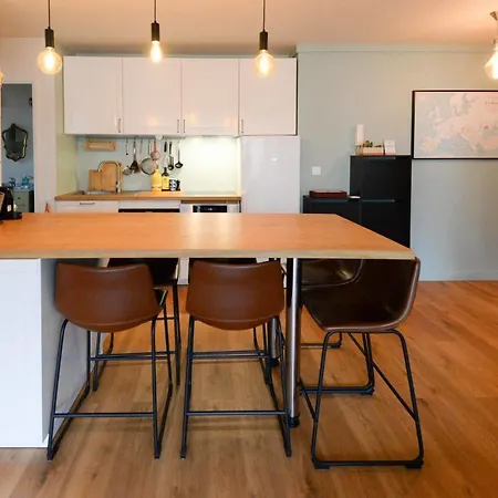 Superb Apt With Balcony And View On Appartement *