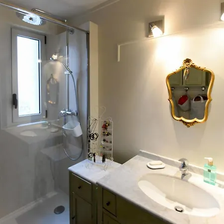 Superb Apt With Balcony And View On Appartement *